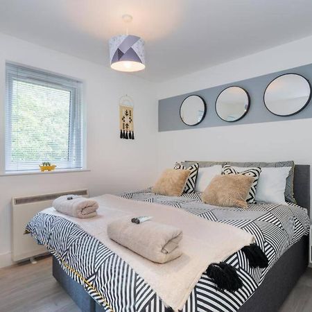 Forest View Apartment- Private Balcony Σαουθάμπτον Εξωτερικό φωτογραφία