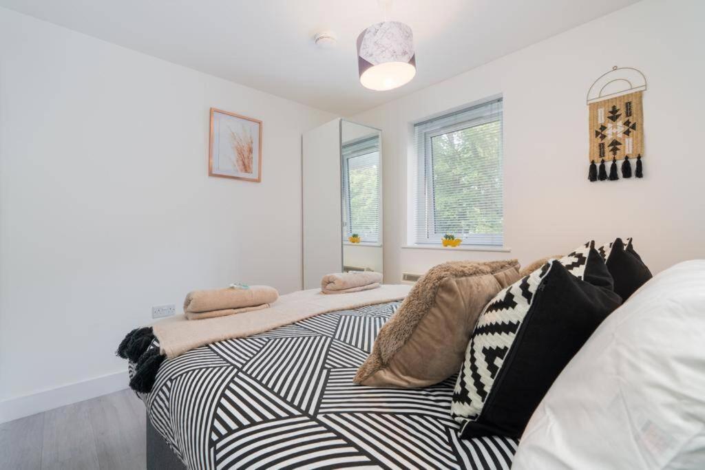 Forest View Apartment- Private Balcony Σαουθάμπτον Εξωτερικό φωτογραφία